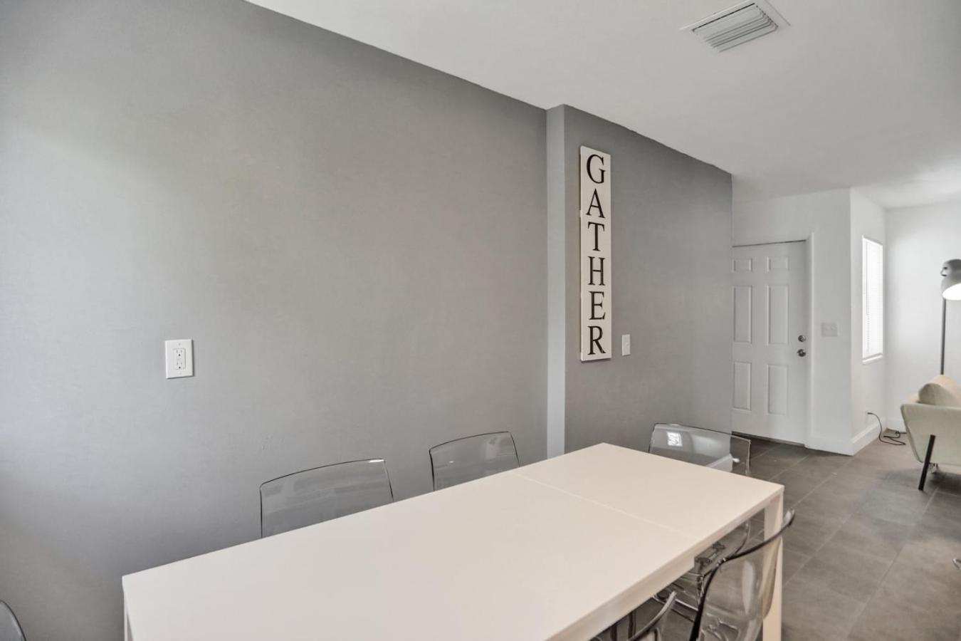 2 Bedroom Holiday Retreat West Palm Beach Art 외부 사진
